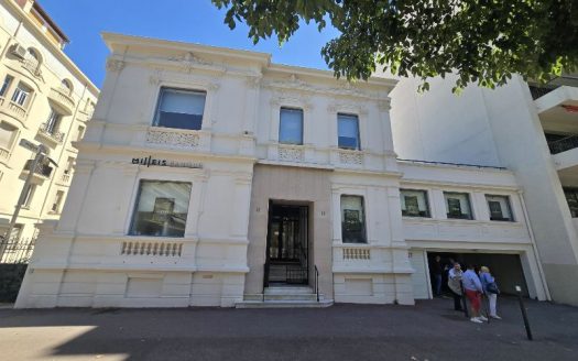 GRI1990 – Location commerciale pure – ANTIBES