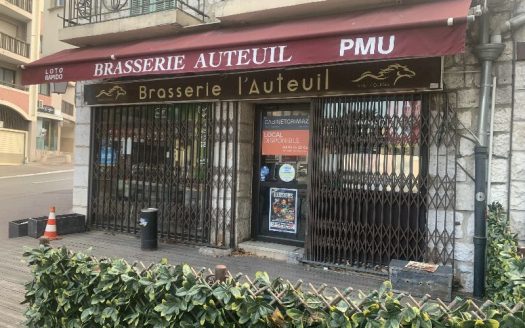 GRI2061 – Location avec pas de porte – CAGNES SUR MER