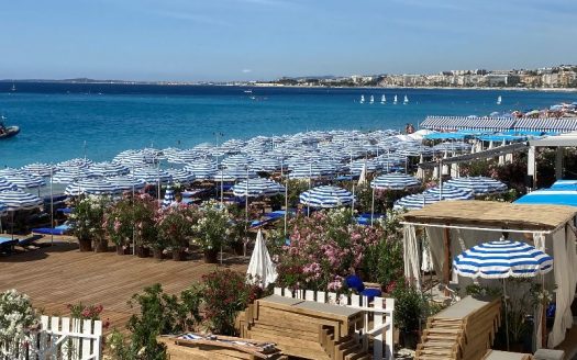 GRI1233 – Bar Brasserie – CAGNES SUR MER