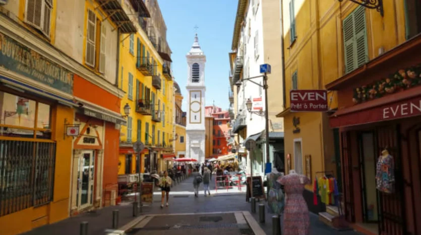 Restaurant à vendre – Nice – 95 m² – 224 000 € FAI — photo 1