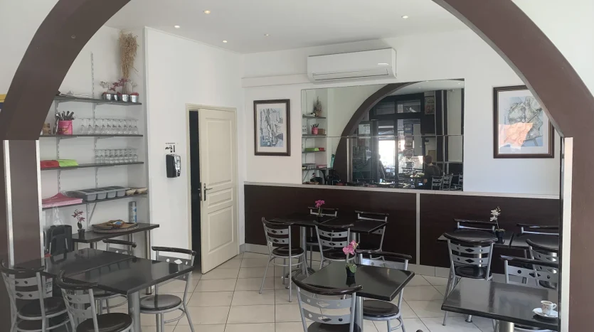 Bar / café à vendre – Nice – 90 m² – 132 000 € FAI — photo 3