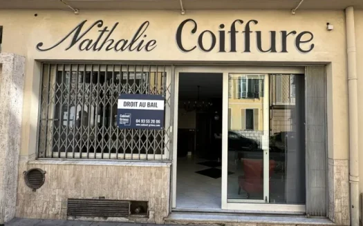 Local commercial à louer – Nice – 54 m² – 2 300 €/mois